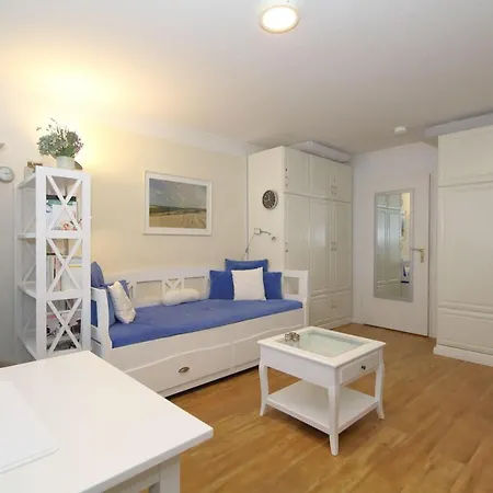 Haus-am-meer-app-35 Westerland